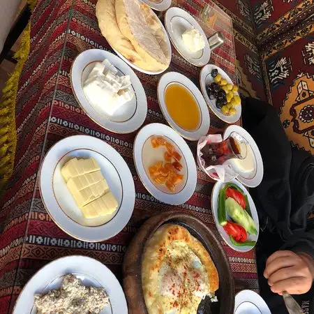Kahyaoğlu Gözleme ve Kahvaltı Salonu'nin yemek ve ambiyans fotoğrafları 6