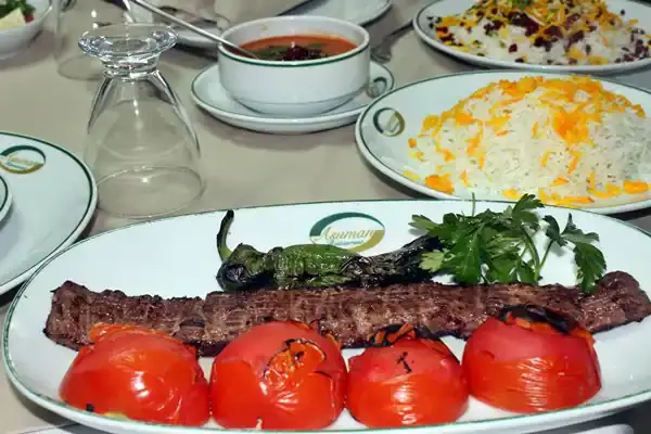 Asuman İran Restoranı'nin yemek ve ambiyans fotoğrafları 5