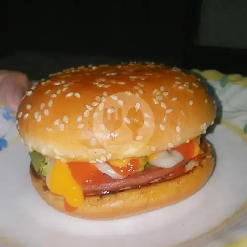 Gambar Makanan Tatha Burger, Singajaya 5