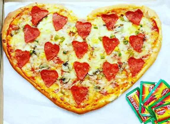 Gambar Makanan Henk's Pizza 1