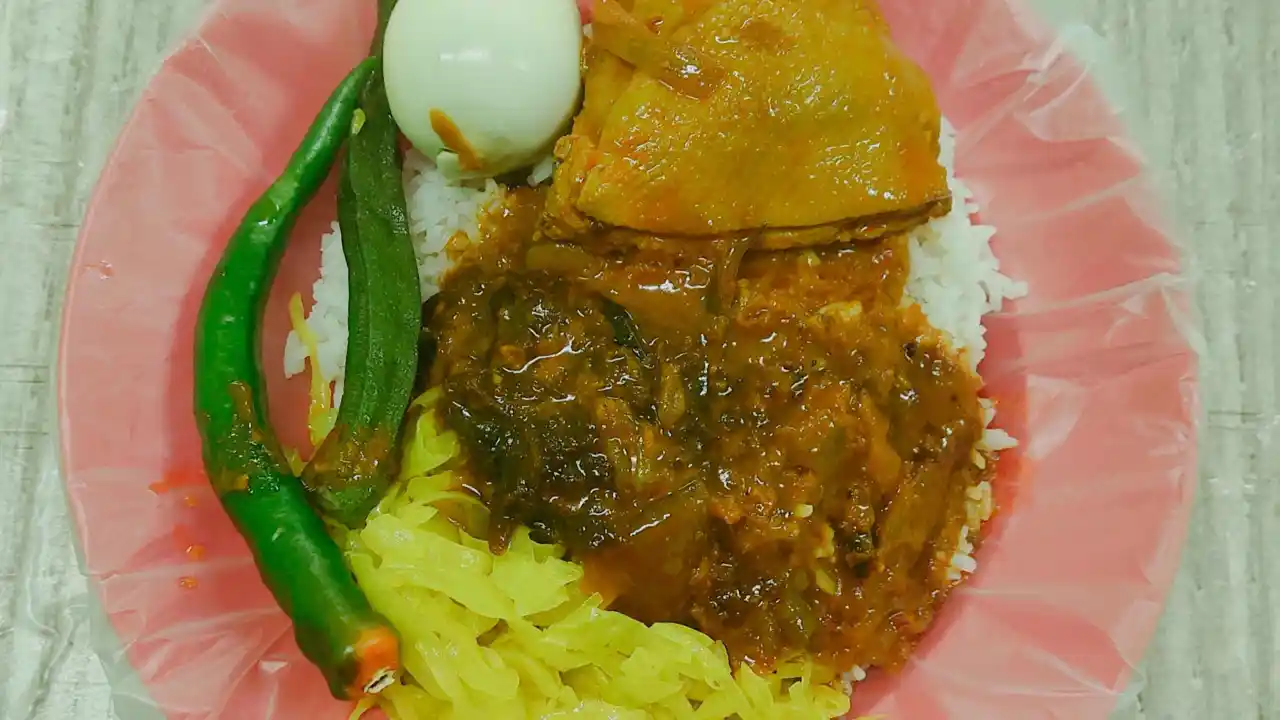 Nasi Kandaq Utara Tepi  Sungai