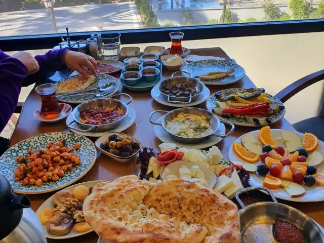 Sembol Ocakbaşı Çamlıca'nin yemek ve ambiyans fotoğrafları 6