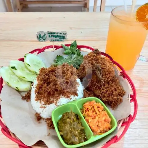 Gambar Makanan Bebek & Ayam Lengkuas Sinjay-ku, Karang Anyar 1 3