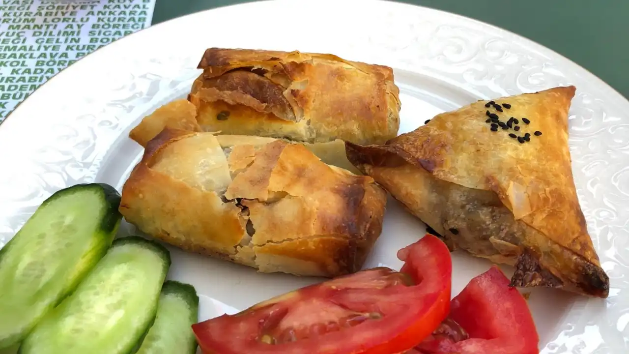 Sini Börek