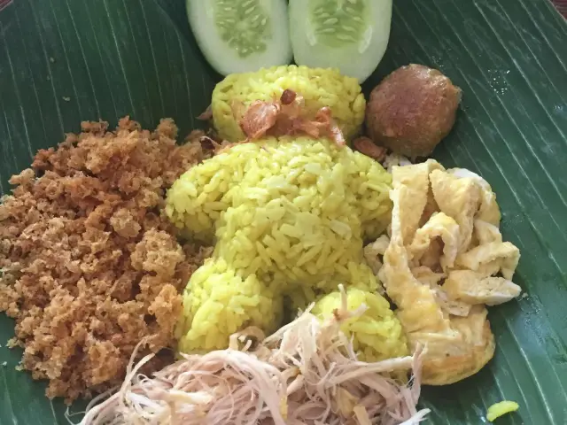 Gambar Makanan Nasi Kuning Plus Plus 6