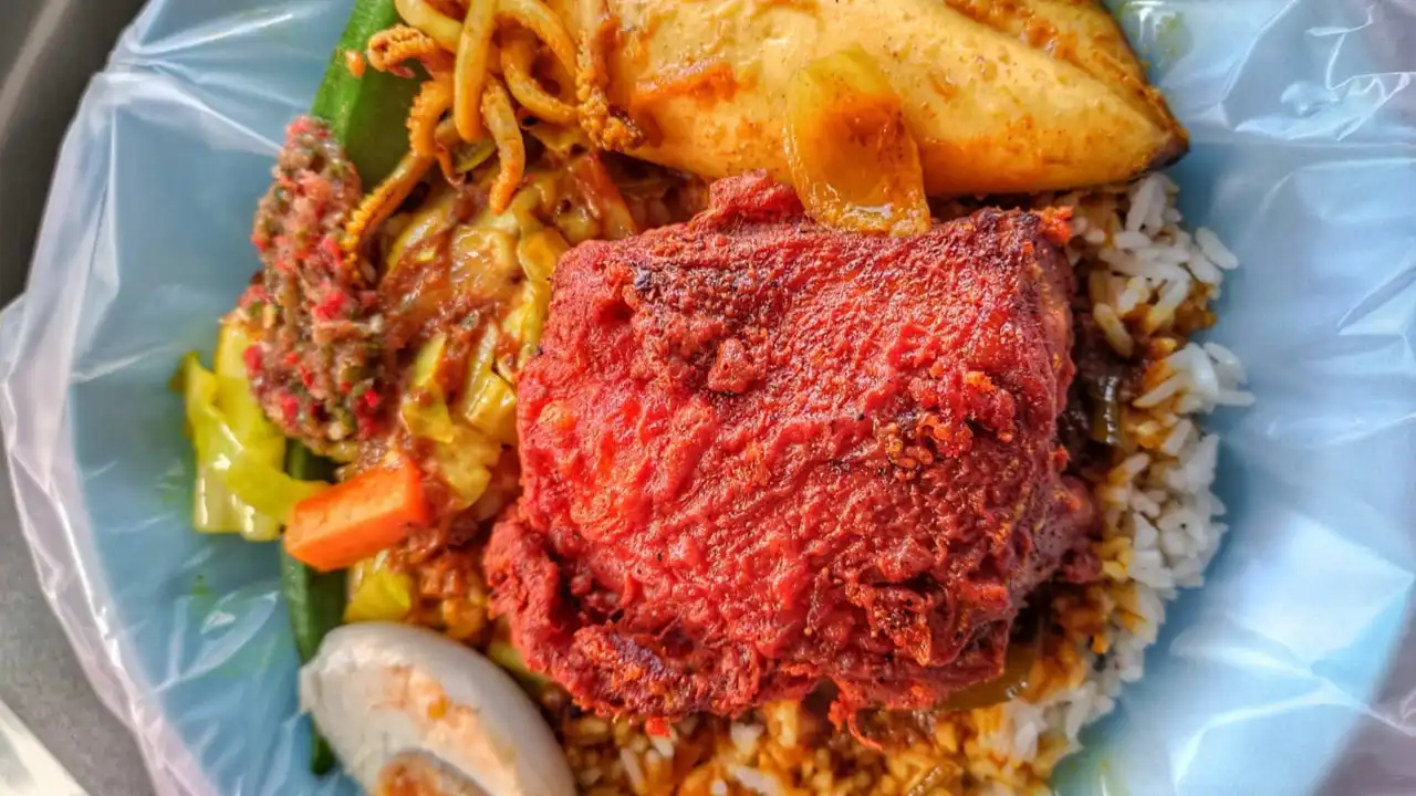 Pakcu Ahmad Nasi Kandar Melayu