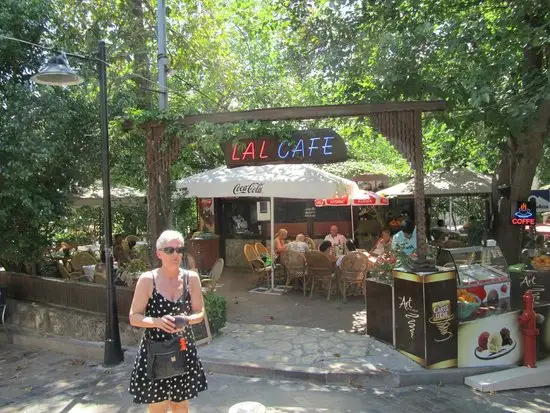 Lal Cafe'nin yemek ve ambiyans fotoğrafları 27