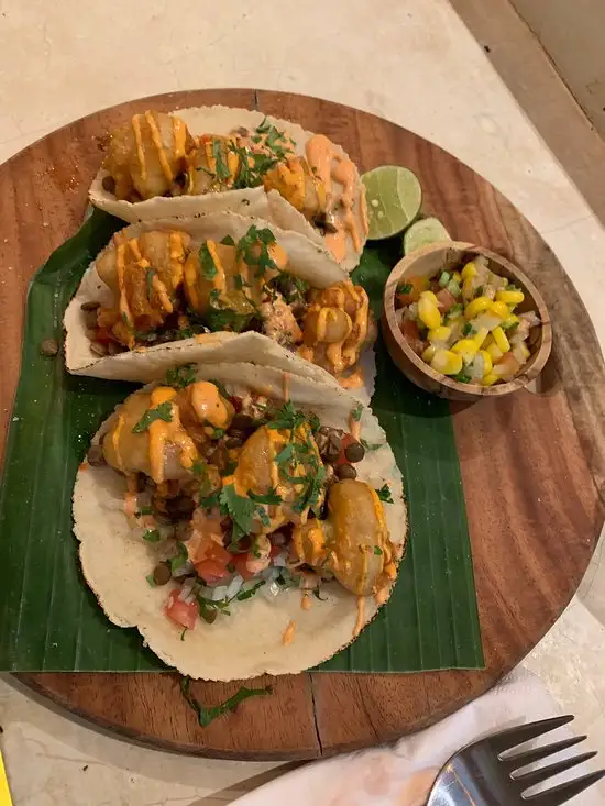 Gambar Makanan Cantina Taco Bar 4