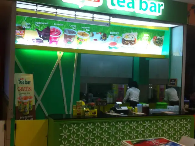 Gambar Makanan Tong Tji Tea Bar 5