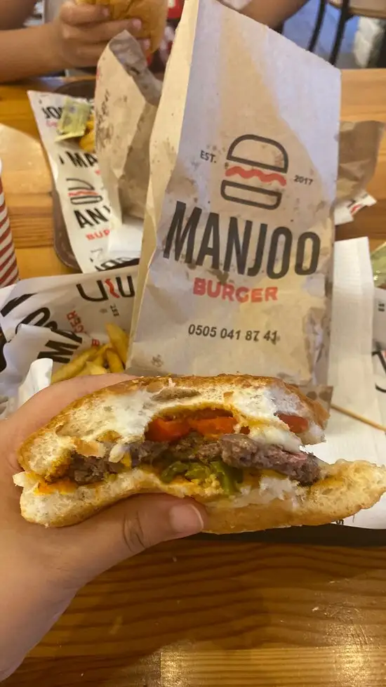 Manjoo Burger Coffee'nin yemek ve ambiyans fotoğrafları 66