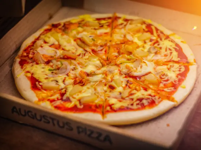 Augustus Pizza - Km 6 Food Photo 1