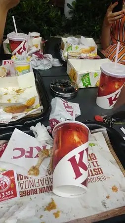 KFC Kentucky Fried Chicken'nin yemek ve ambiyans fotoğrafları 1