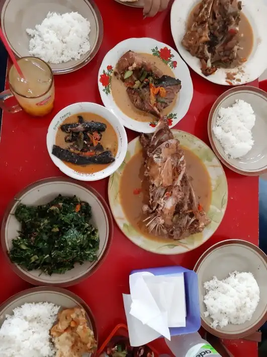 Gambar Makanan Kepala Manyung Bu Fat 1