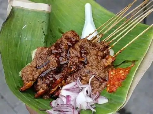 WARUNG SATE MADURA ''BAROKAH CAK DOL'', SAMPING HOTEL BEST WESTERN