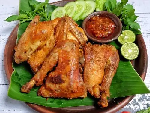 ayam goreng kesangkean dan minuman MM21