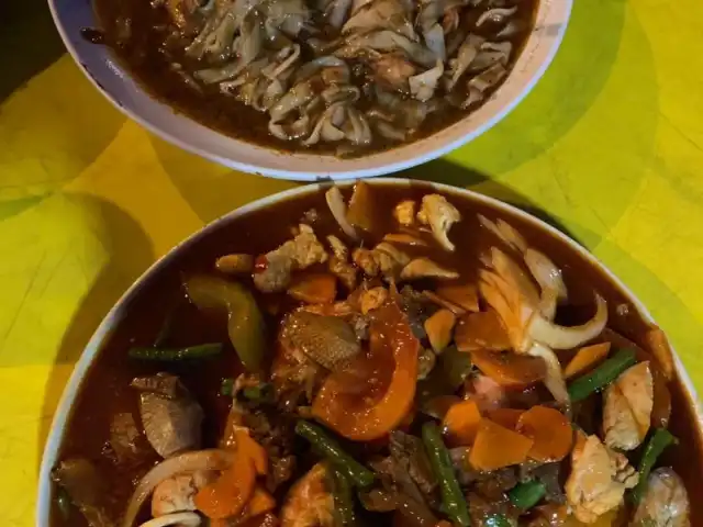 Adik Char Kuey Teow Food Photo 3