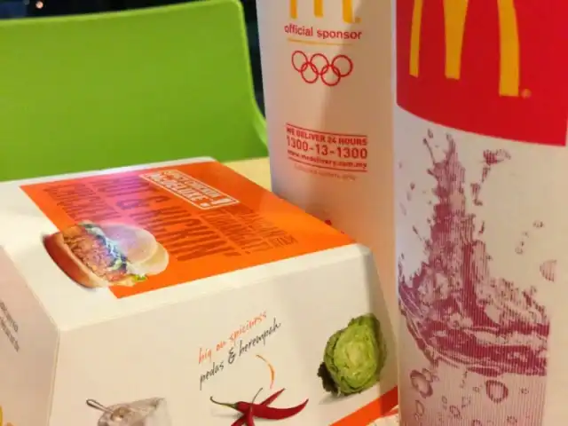 McDonald's & McCafé Food Photo 11