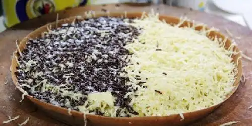 Martabak Manis Laris Lancar, Ciawi