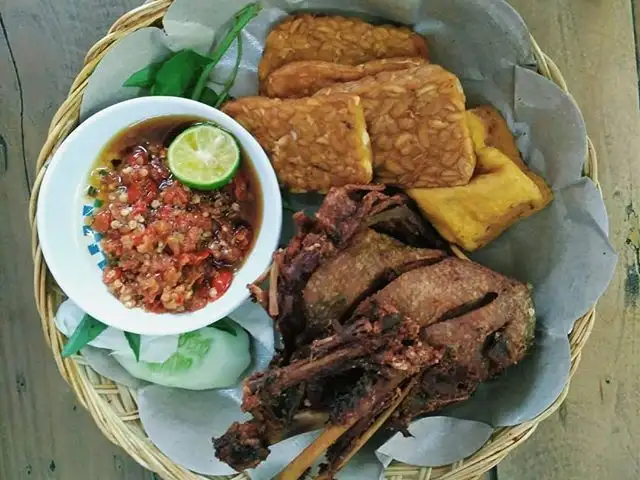 Gambar Makanan BebekGorengRanduSari 1