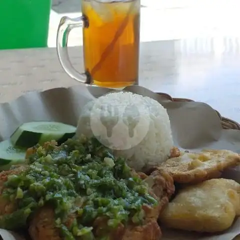 Gambar Makanan Nasi Uduk Jakarta, Pasar Segar 1