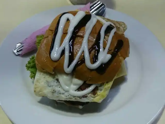 Aman Burger Food Photo 13