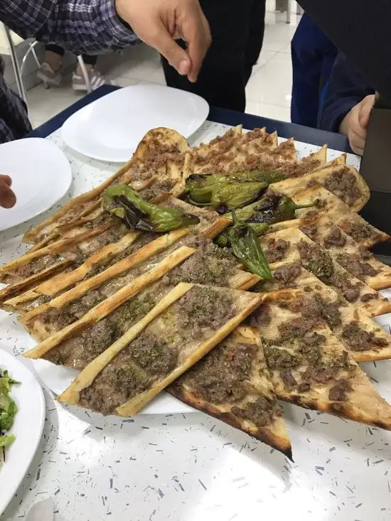 Ferah Etli Ekmek Pide Salonu'nin yemek ve ambiyans fotoğrafları 5