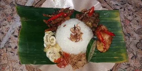 GUDEG & LANGGI Teras Mbak Tiwik, Padukuhan Jambon