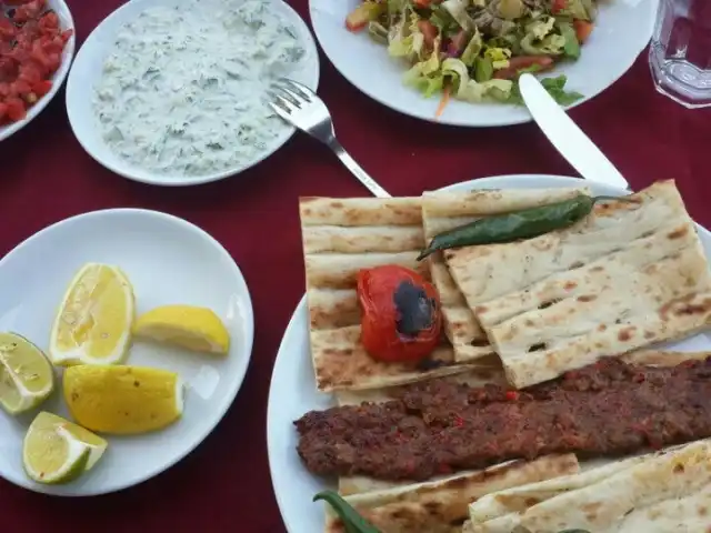 Zümrüt Kebap'nin yemek ve ambiyans fotoğrafları 4