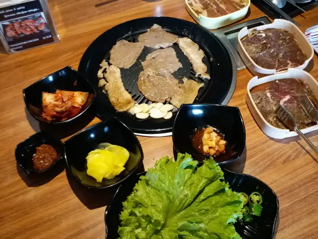 Gambar Makanan TTALs Korean BBQ 5