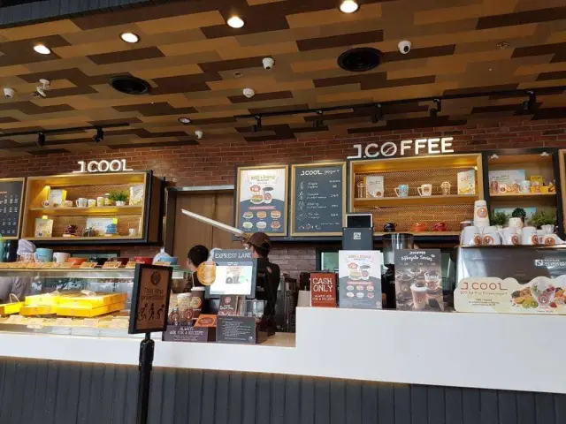 J.Co Donuts & Coffee Food Photo 17