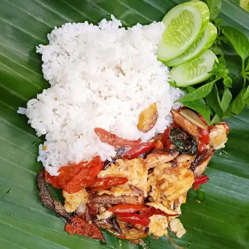 Gambar Makanan Nasi Ikan Pindang Tirta, Jl Semangu 14