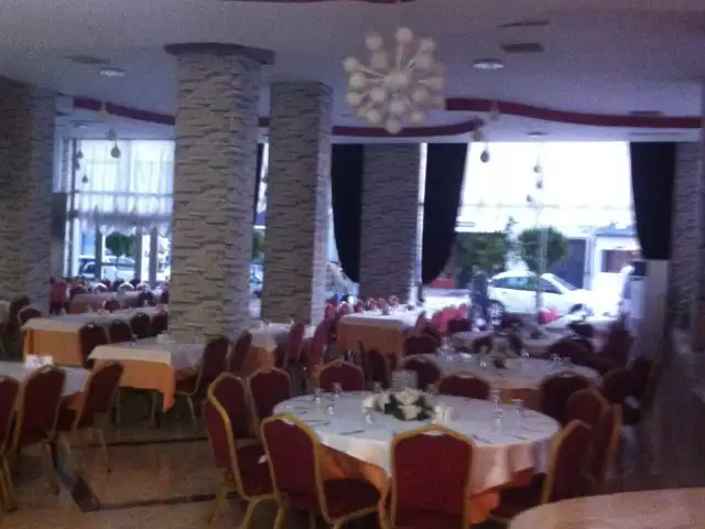 Restaurant - Başkent Hotel'nin yemek ve ambiyans fotoğrafları 1