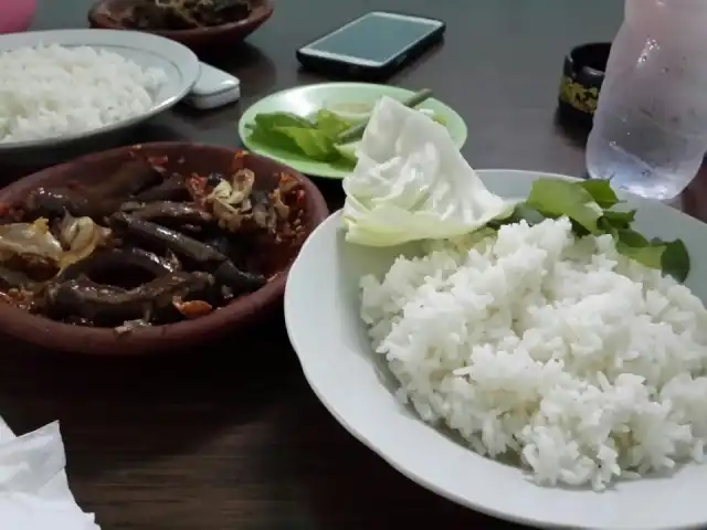 Gambar Makanan Spesial Belut Surabaya H. Poer 10