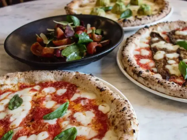 Pizza Napolist'nin yemek ve ambiyans fotoğrafları 9