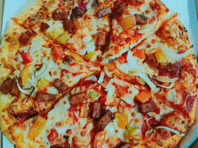 Gambar Makanan Domino's Pizza 12