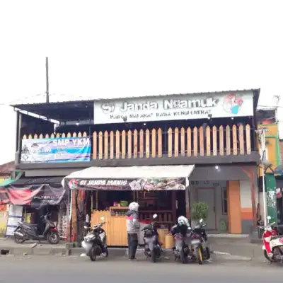 Si Janda Ngamuk