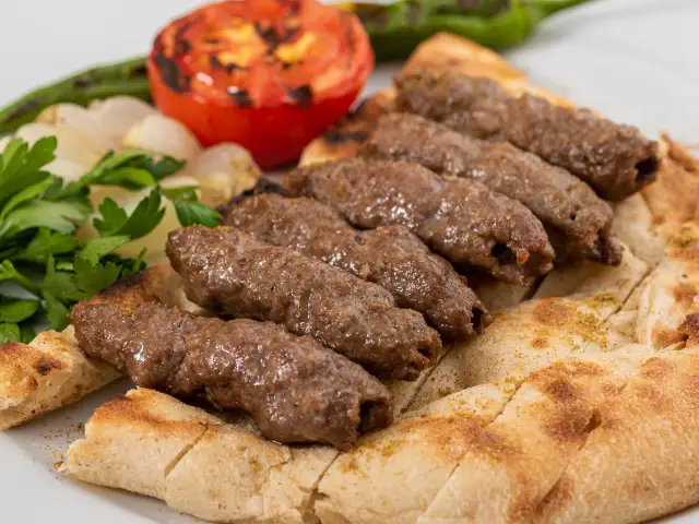 Harun Köfte & Izgara'nin yemek ve ambiyans fotoğrafları 1
