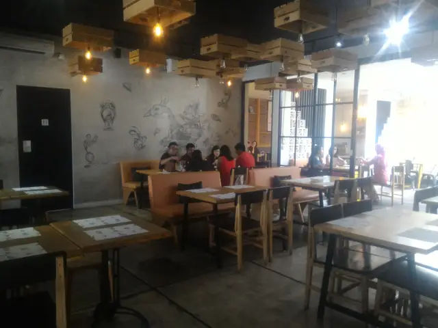 Gambar Makanan MonarchyBistro 11