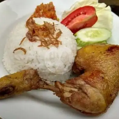 Gambar Makanan Ayam Geprek D4, Pas Pertigaan 1