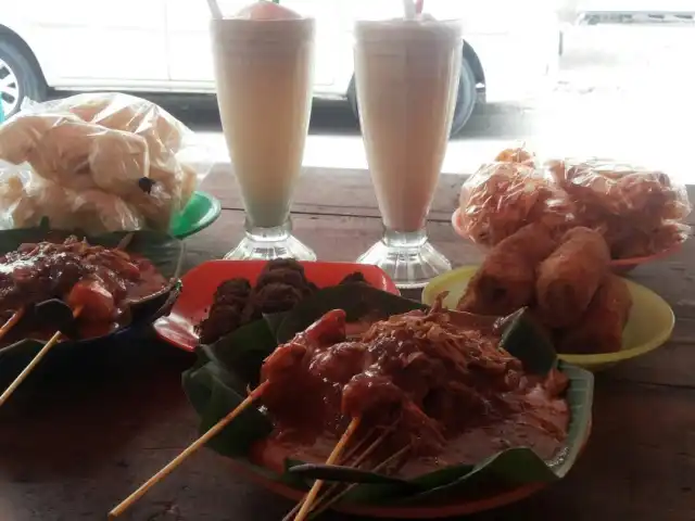 Gambar Makanan Sate Bata + Ice Cream Soda 7