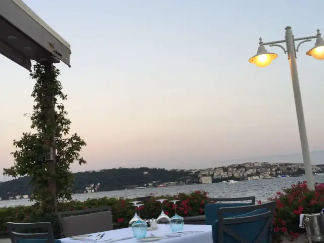 Aqua Restaurant - Four Seasons Hotel Bosphorus'nin yemek ve ambiyans fotoğrafları 26