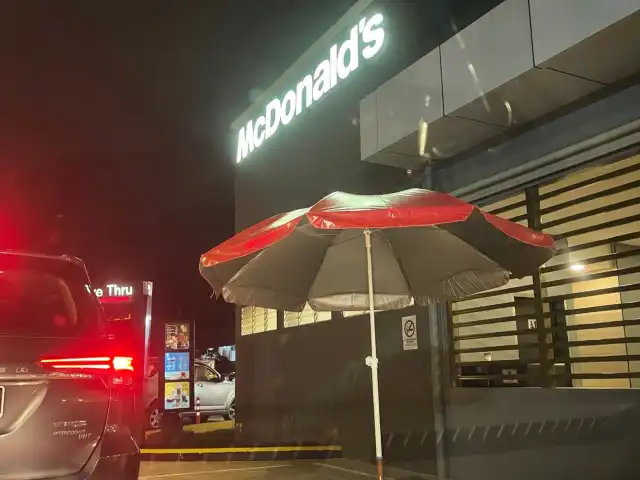 McDonald’s & McCafe Drive-Thru Food Photo 9