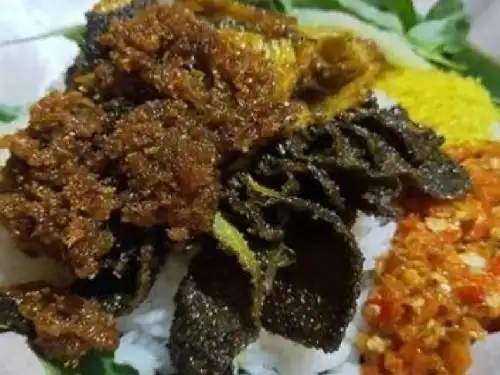 Nasi Babat & Bebek Ayam Krengsengan Krawu Bu Muna Sidoyoso