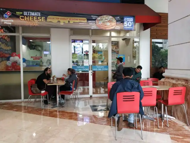 Gambar Makanan Domino's Pizza 12