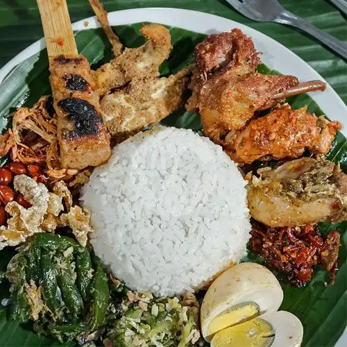 Gambar Makanan Warung Adnyana, Patimura 13