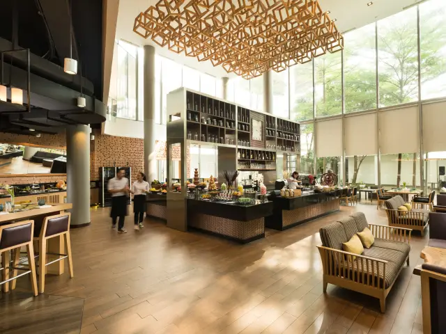 Gambar Makanan OPEN Restaurant - DoubleTree by Hilton Jakarta Diponegoro 6