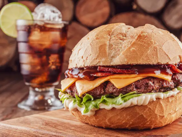 Abartı Burger'nin yemek ve ambiyans fotoğrafları 1