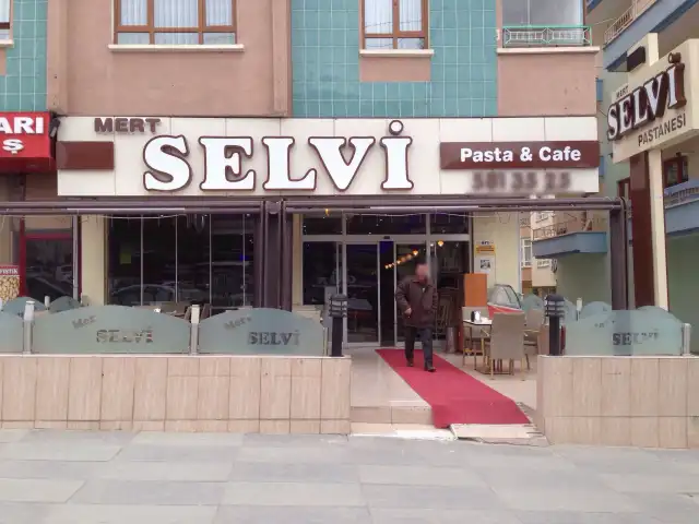 Mert Selvi Pastanesi'nin yemek ve ambiyans fotoğrafları 3