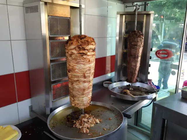 İstiklal Döner'nin yemek ve ambiyans fotoğrafları 2