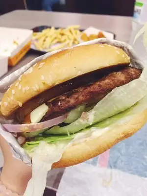 Carl&apos;s Jr Food Photo 2